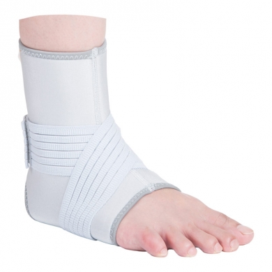 Double strap ankle support
